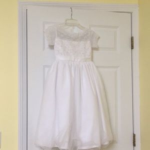 First Communion/Flower Girl Dress w free vail!!
